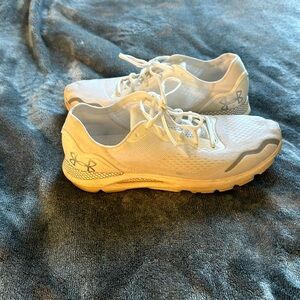 Under armour Hovr training shoe